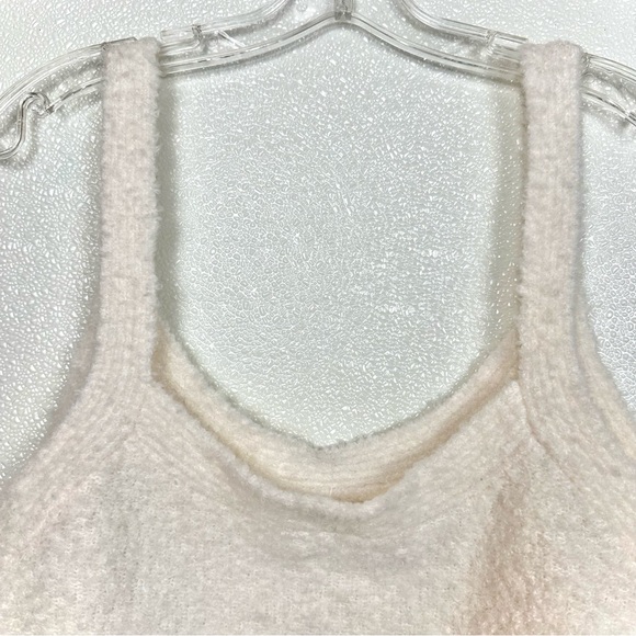Abercrombie & Fitch Lounge Boucle Fuzzy Knit Cropped Tank XL | Normcore Cozy - Picture 10 of 16